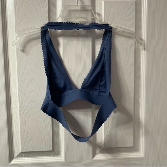 Out From Under Bralette - Picture 5 of 6